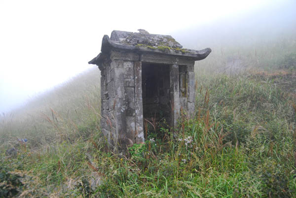 镇守山门